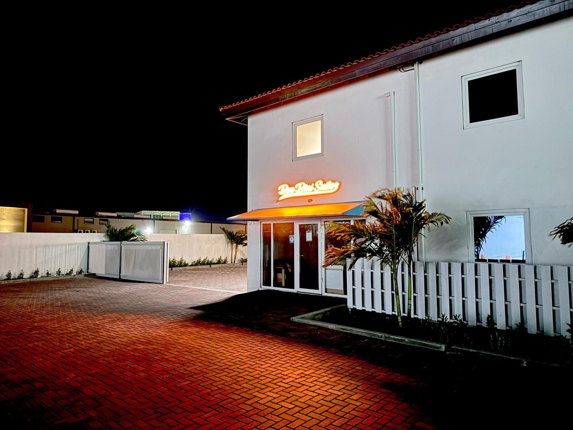 Bon Bini Suites Oranjestad Exterior foto